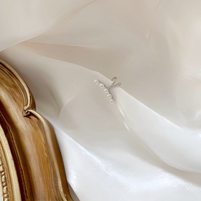 Golden Modern Ear Cuff| Minimalist No-Piercing Earring