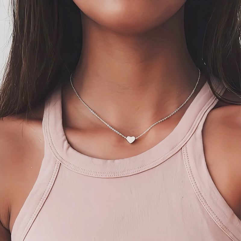 Captivating Minimalist Clavicle Necklace