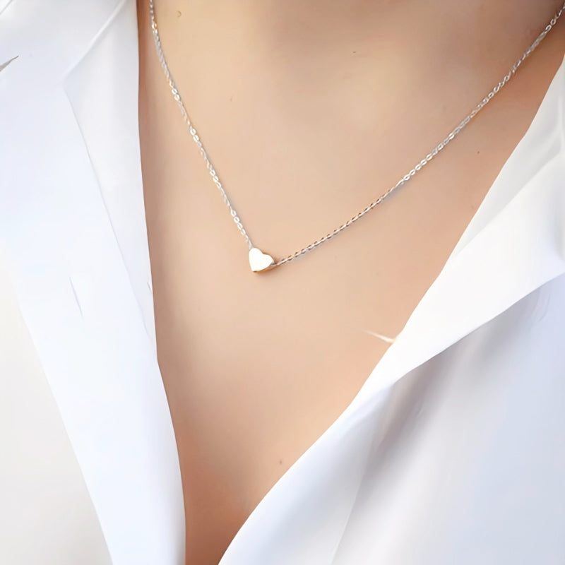 Captivating Minimalist Clavicle Necklace
