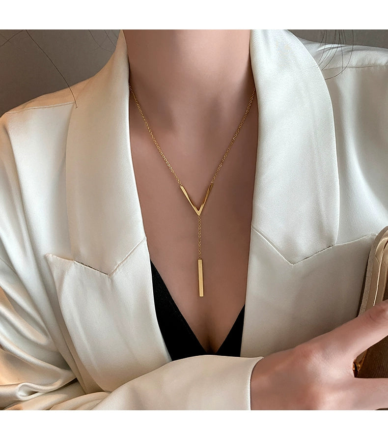 Vibrant V Necklace