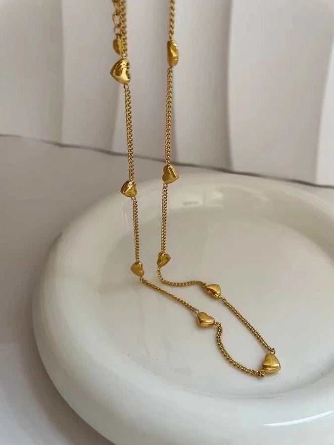 Peach Heart-Shaped "Love" Clavicle Chain Necklace