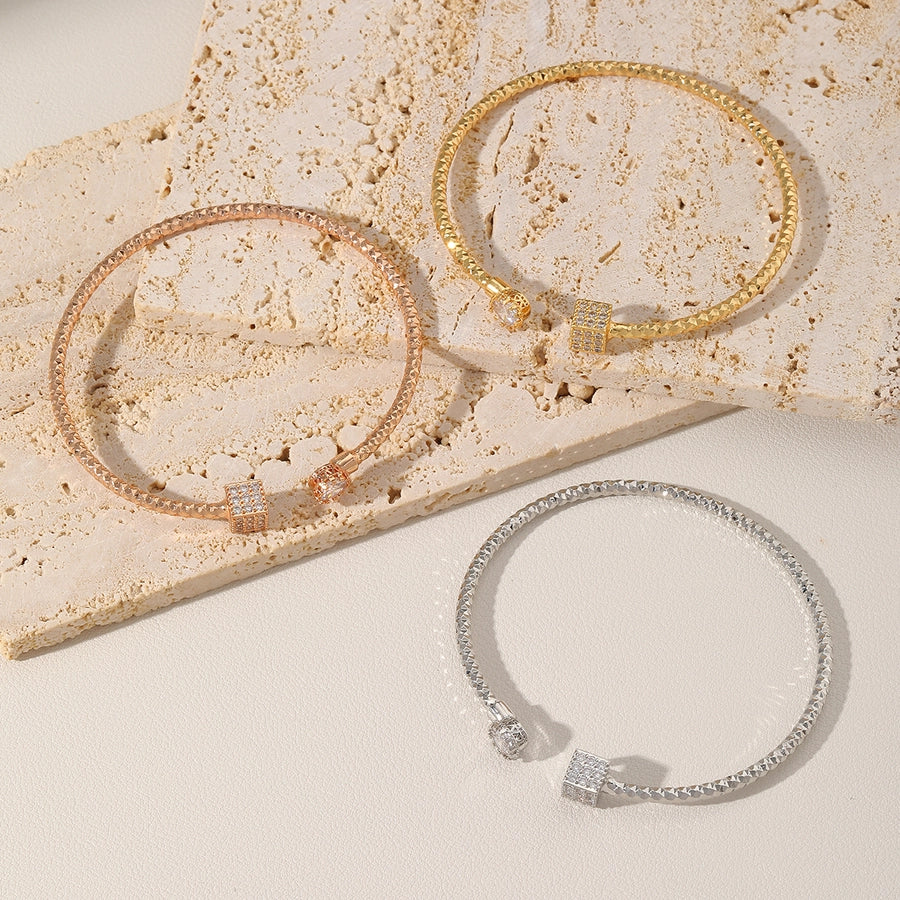 Jewelry Elegant Vintage Style Romantic Round Square Copper Zircon 18K Gold Plated Inlay Bangle