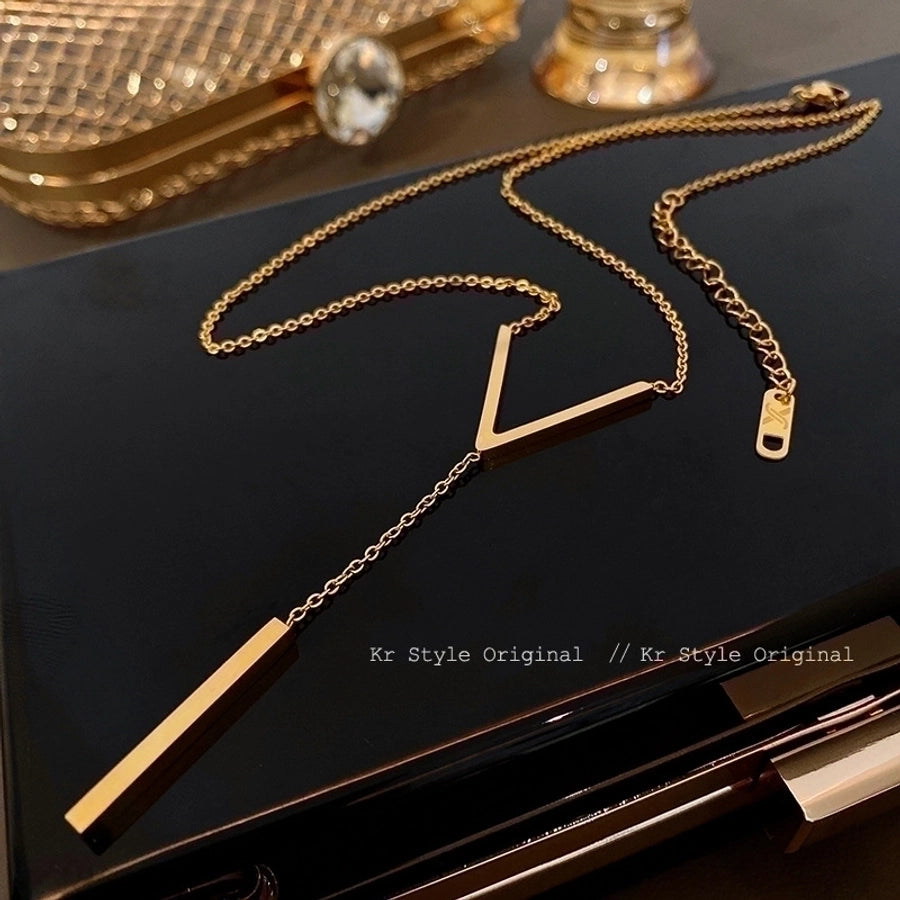 Vibrant V Necklace