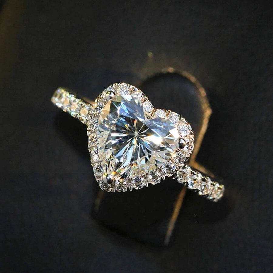 Classic Lady Heart-Shaped Ring