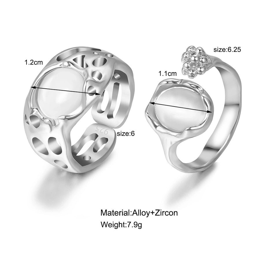 Sleek Hollow Zircon Ring