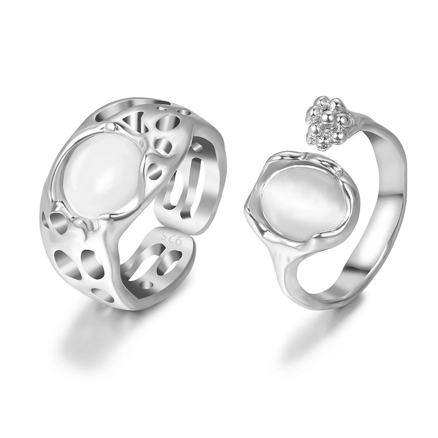 Sleek Hollow Zircon Ring