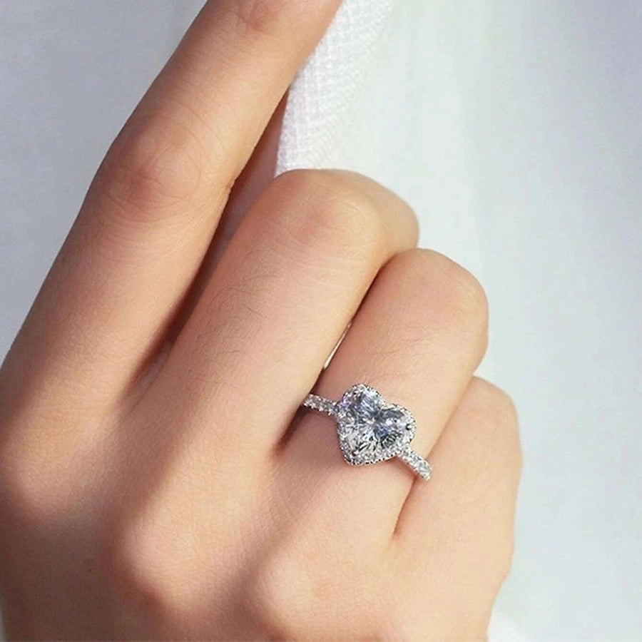Classic Lady Heart-Shaped Ring