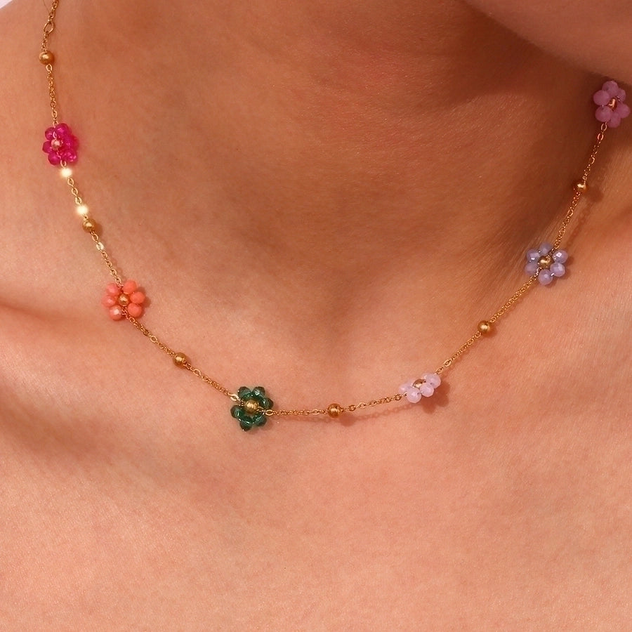 Little Flower Pendant Necklace