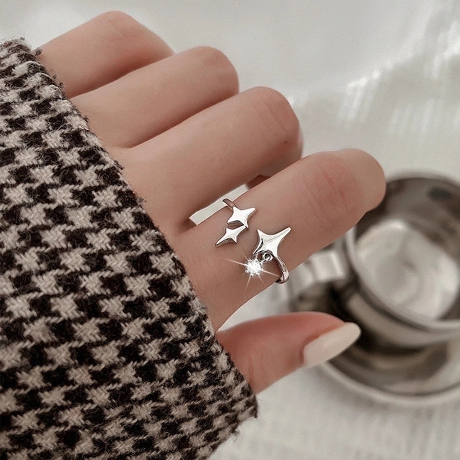 Sleek Hollow Zircon Ring