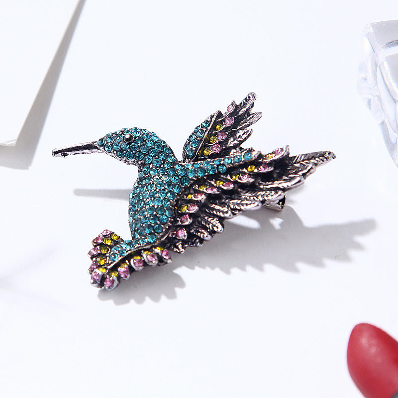 Chic Bird Rhinestone Alloy Brooch