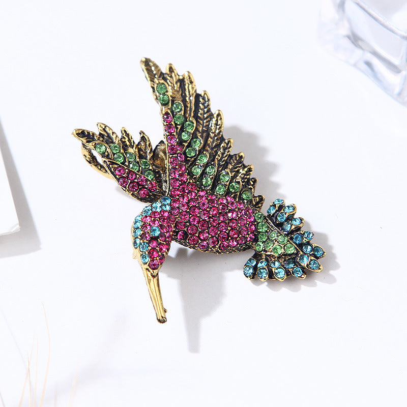 Chic Bird Rhinestone Alloy Brooch