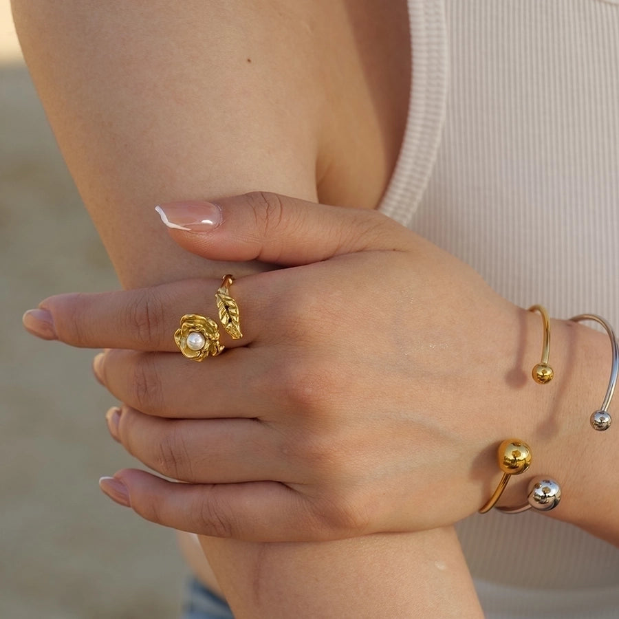 Elegant Ball Bangle