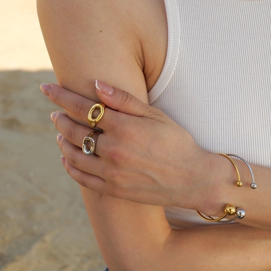 Elegant Ball Bangle